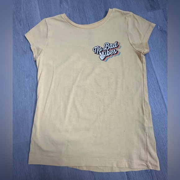 DISNEY No Bad vibes yellow Mickey and Minnie t shirt size 10/12 - Picture 1 of 6